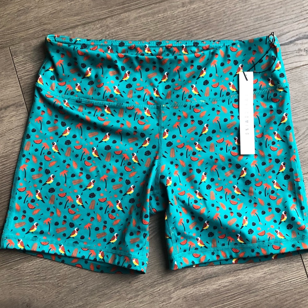 IAB shorts size medium